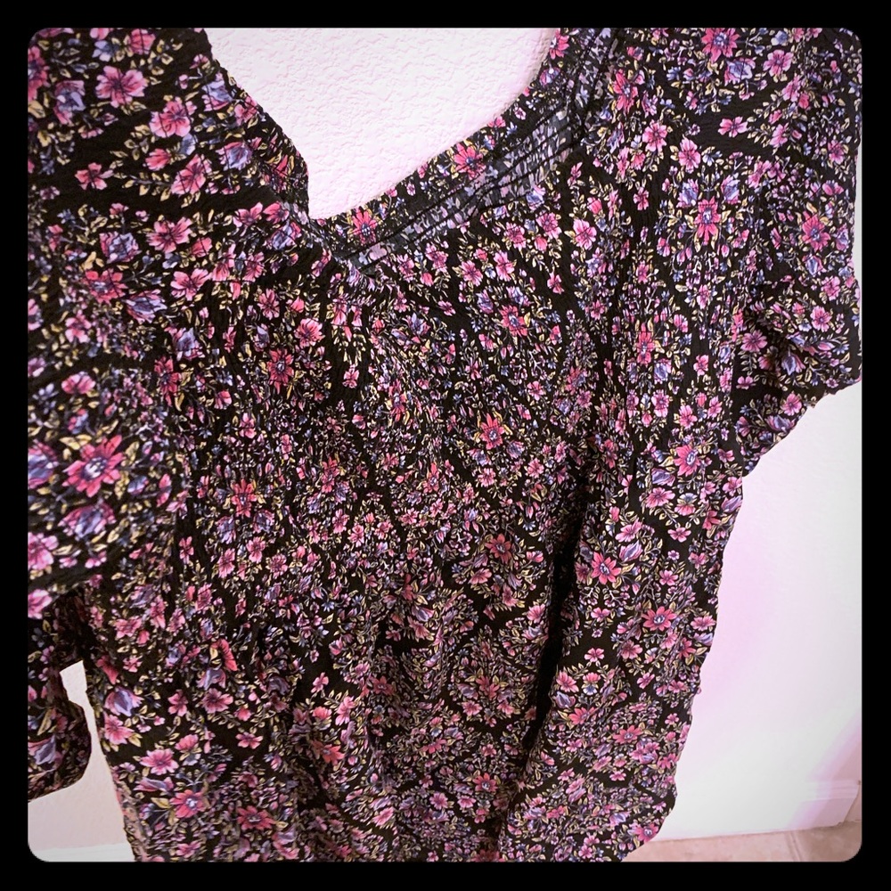 Torrid size size 4/5x flower 🌸 babydoll top/dress
